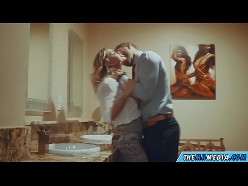 ❤️ Wanneer een rondborstige blondine je verleidt in een openbaar toilet ❌ Russian porno at nl.ixiporn.ru ❤